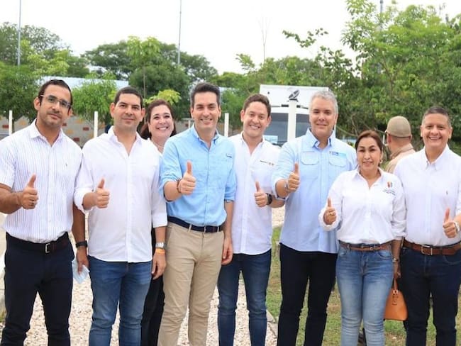 El Presidente Duque con el equipo de gobierno de Montería.