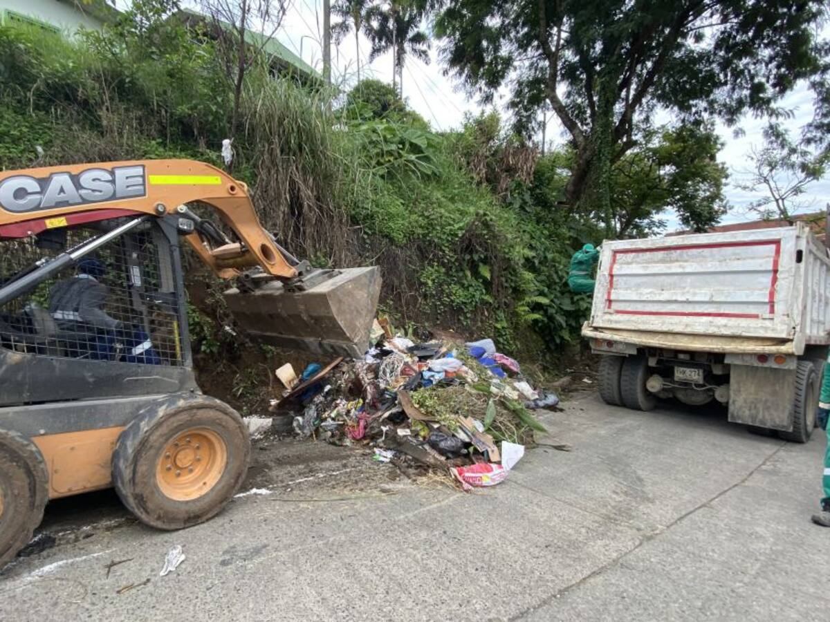 Campaña de recolección de inservibles en los barrios de Pereira
