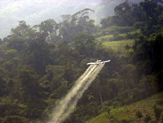 CIJ confirma que Ecuador retiró caso de fumigaciones tras pacto con Colombia