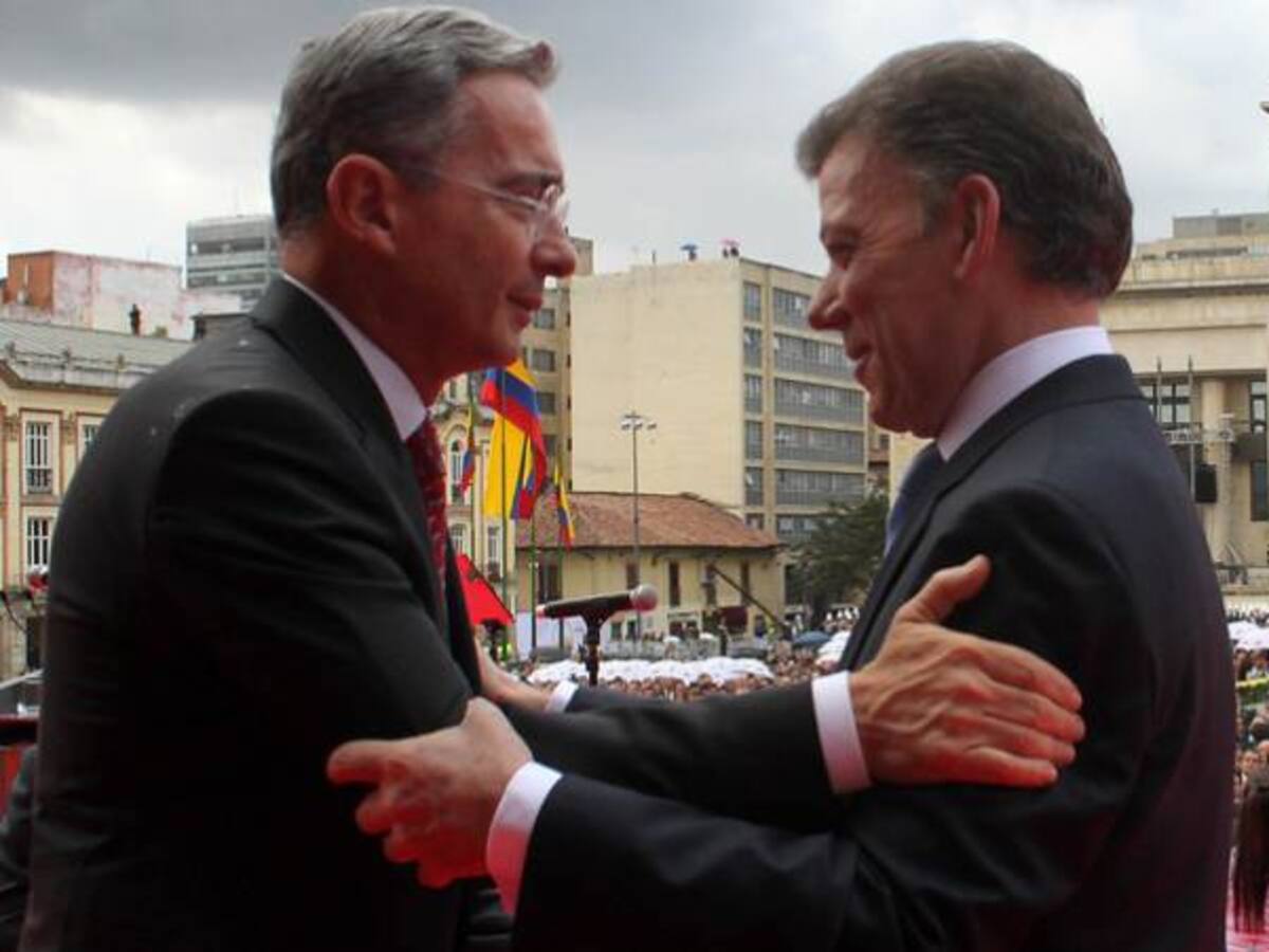 Fiscalía prepara la captura de Zuluaga y busca detener a mis hijos: Uribe