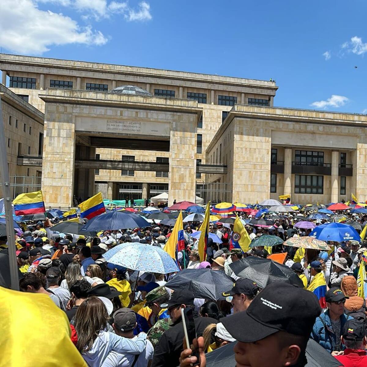 Marchas HOY 6 de marzo: 15 mil personas se concentraron en la Plaza de Bolívar