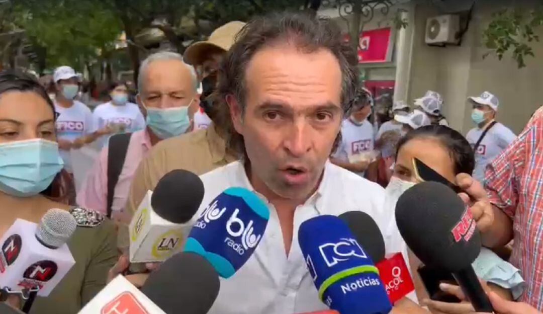 Gutiérrez indicó que debe ser la justicia la que tome una decisión frente a las acusaciones que se le hacen al candidato. 