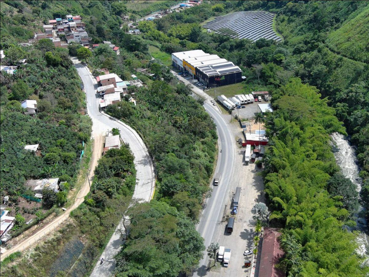 Empezaron los trabajos de construcción de la doble calzada La Romelia - El Pollo en Risaralda