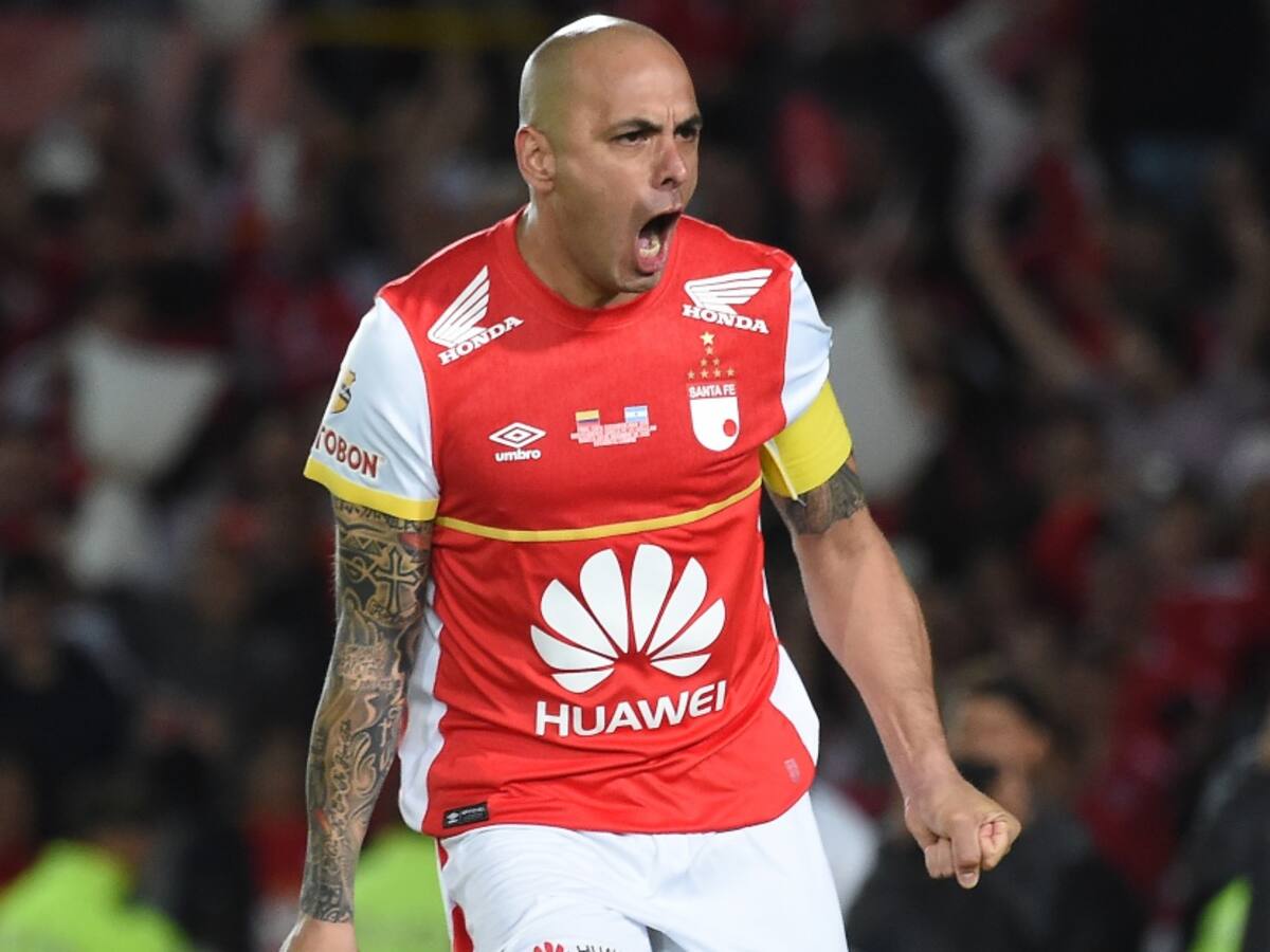 El último adiós del diez: Omar Pérez se despidió de Santa Fe