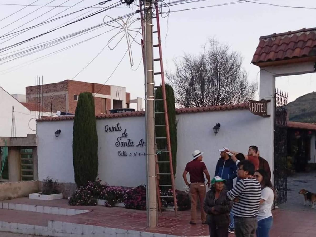 En Tibasosa murió joven mientras instalaba alumbrado navideño