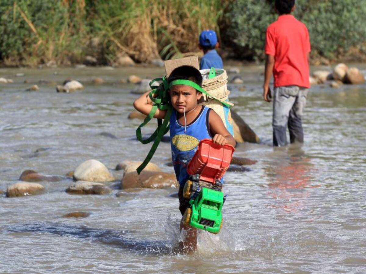 "Preocupa situación de 1.200 niños en la frontera", Mineducación