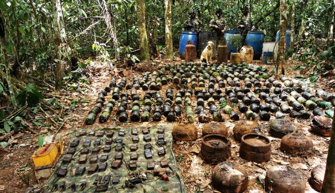 El material sería empleado para evitar erradicación de cultivos ilícitos en tres departamentos.