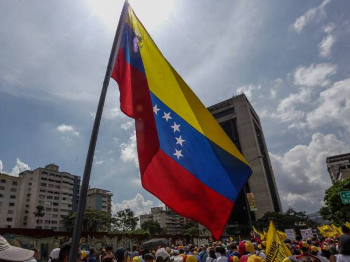 Colombia y 11 países de la región denuncian irregularidades en elecciones en Venezuela