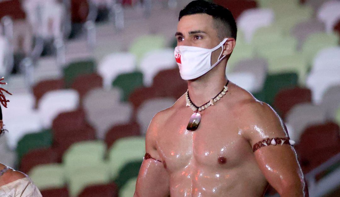 Campaña de Pita Taufatofua ha recaudado 310.000 dólares para ayudar a Tonga