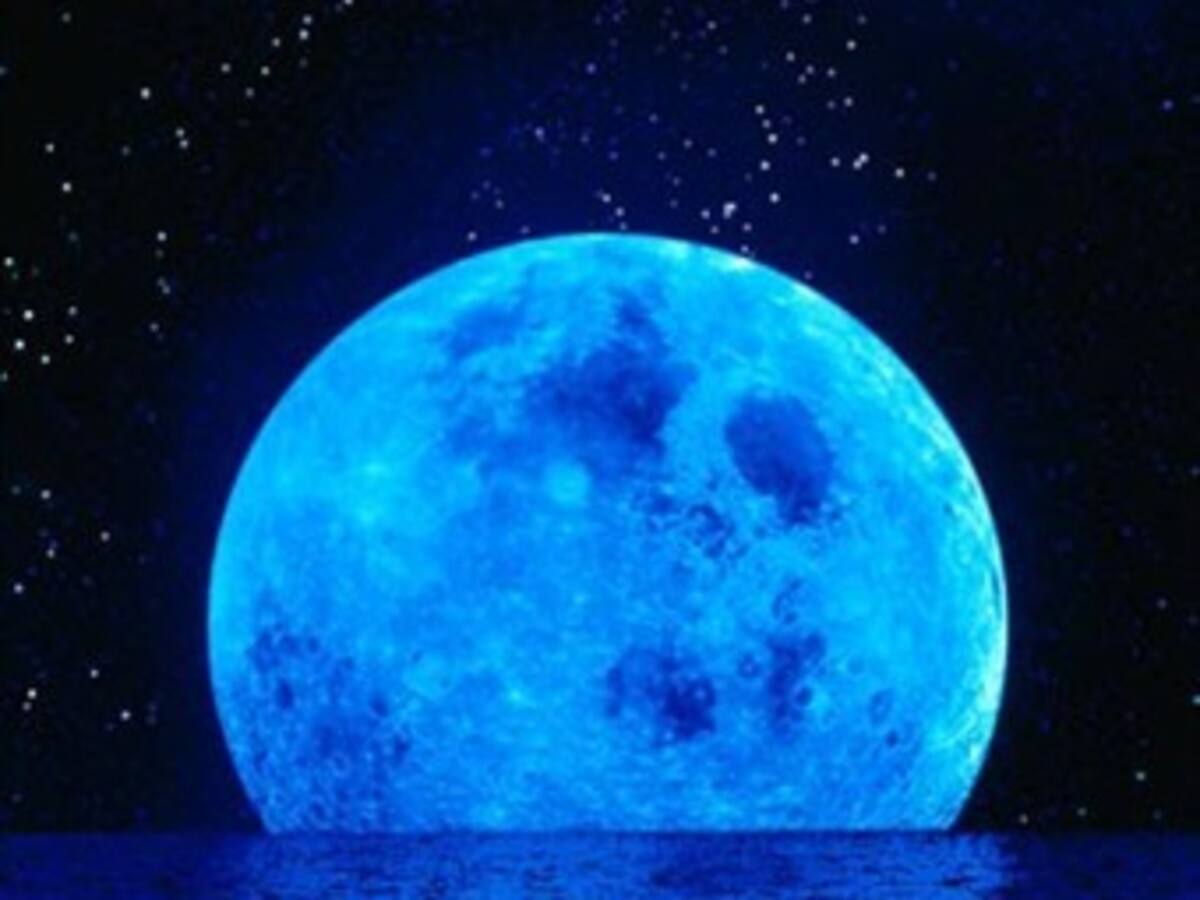 Reviva el homenaje a Neil Armstrong con el fénomeno lunar que se repetirá hasta el 2015