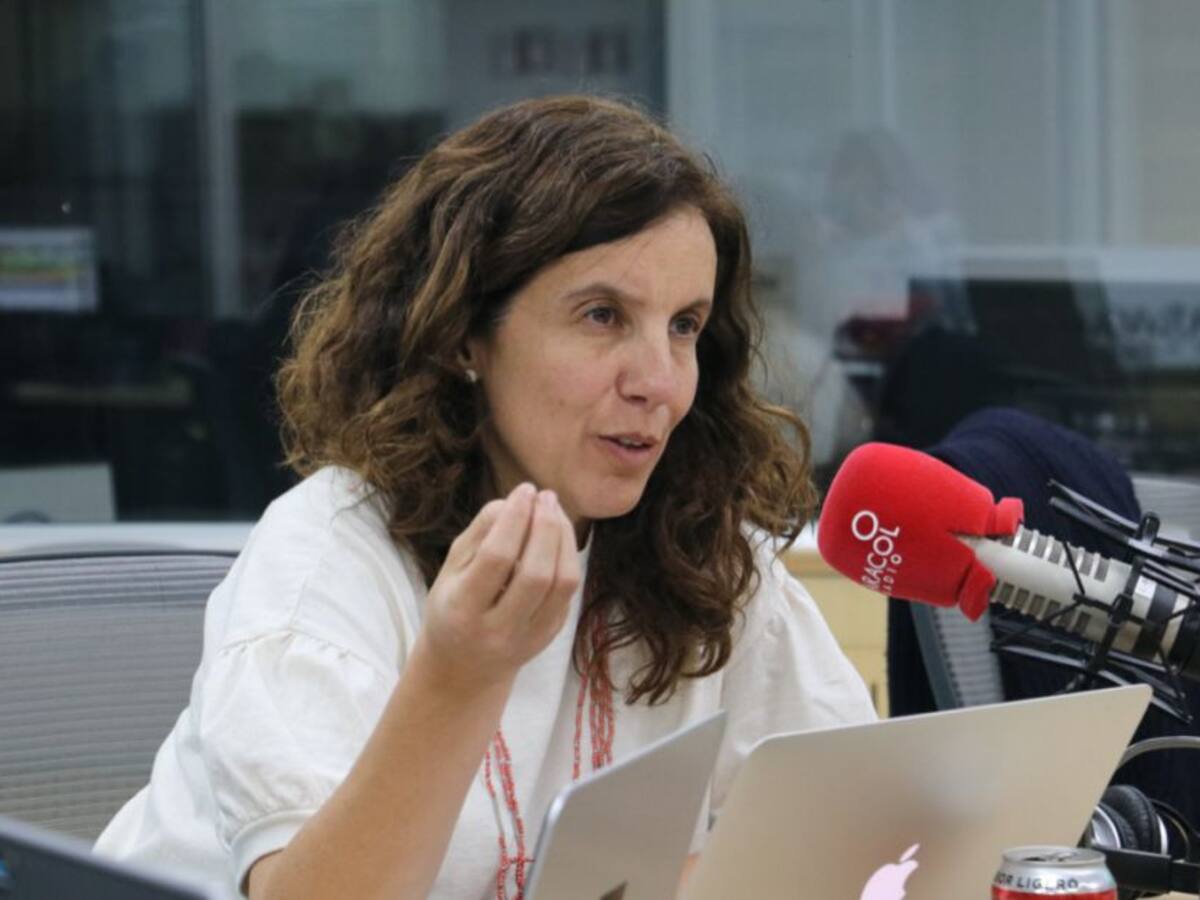 Lo ocurrido con el avión de la FAC es una indelicadeza: Juanita