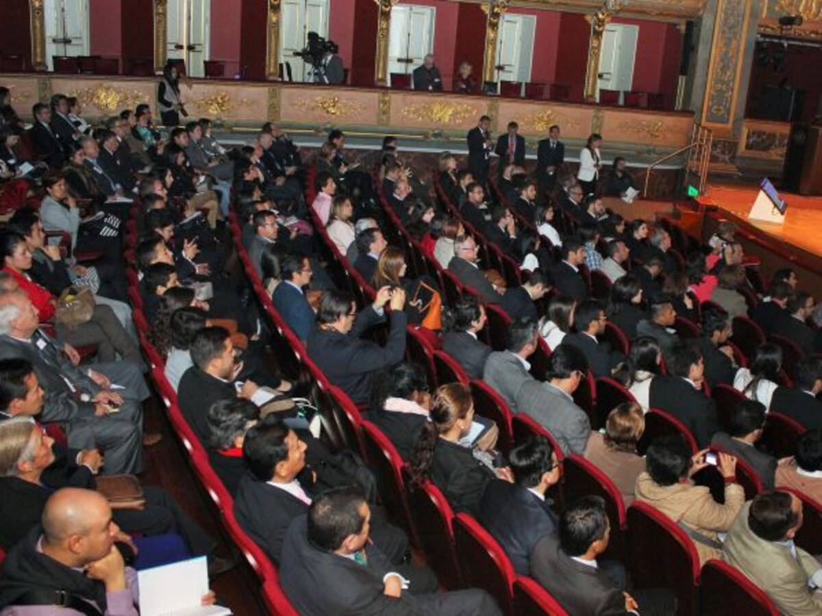 Club de Madrid pide revaluar papel de Venezuela en proceso de paz