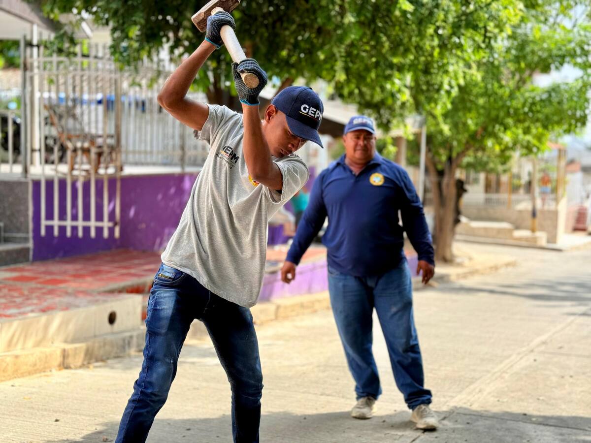 Restituyeron espacio público invadido por reductores de velocidad en las vías de Blas de Lezo