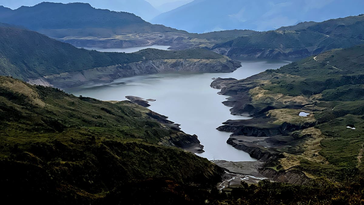 Los bogotanos han ahorrado 2.4 millones de metros cúbicos de agua durante el racionamiento
