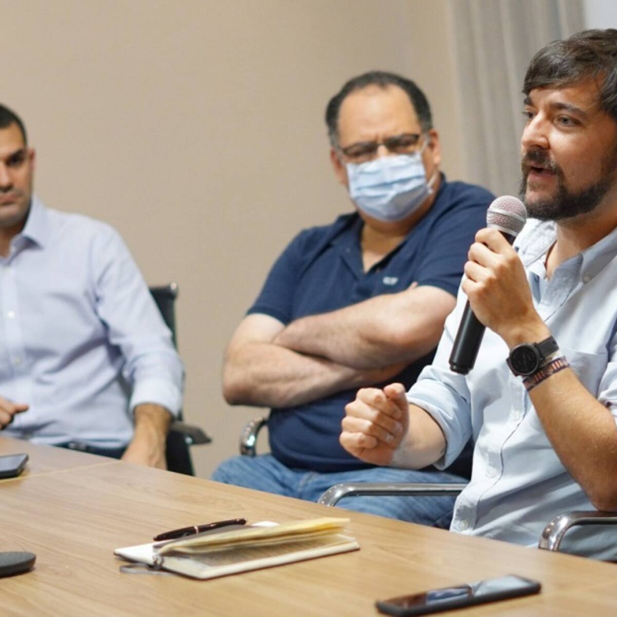 "Tenemos más de 30 lotes": Pumarejo responde a solicitud de Petro