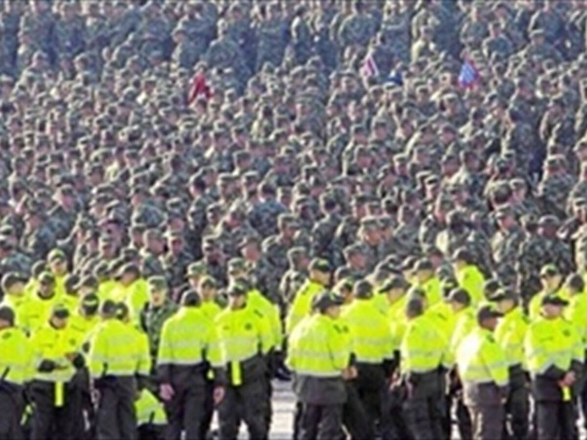 Alcalde Petro reconoce que en Bogotá hay déficit de unos 12.000 policías