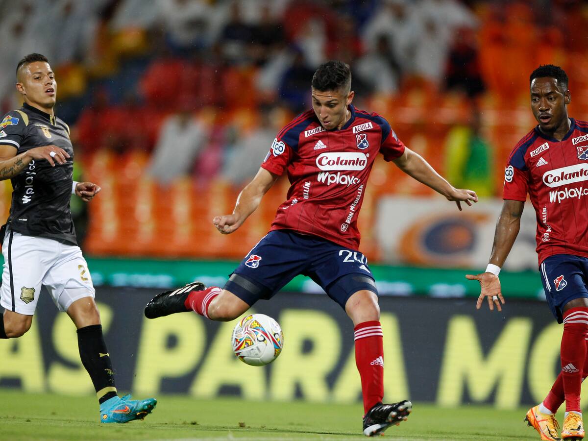 Medellín golea a Águilas Doradas y acaba con su invicto