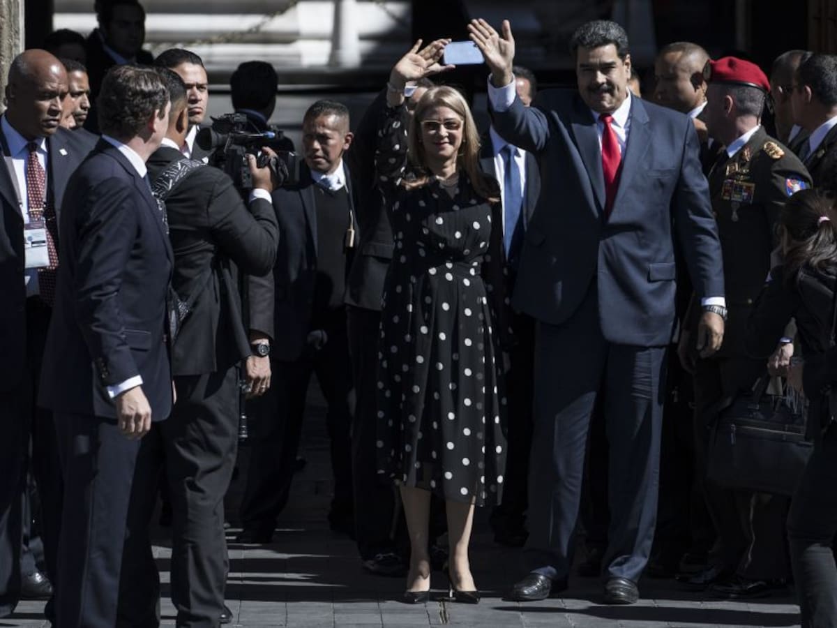 Senadores de EE.UU. critican a AMLO por no extraditar a Nicolás Maduro
