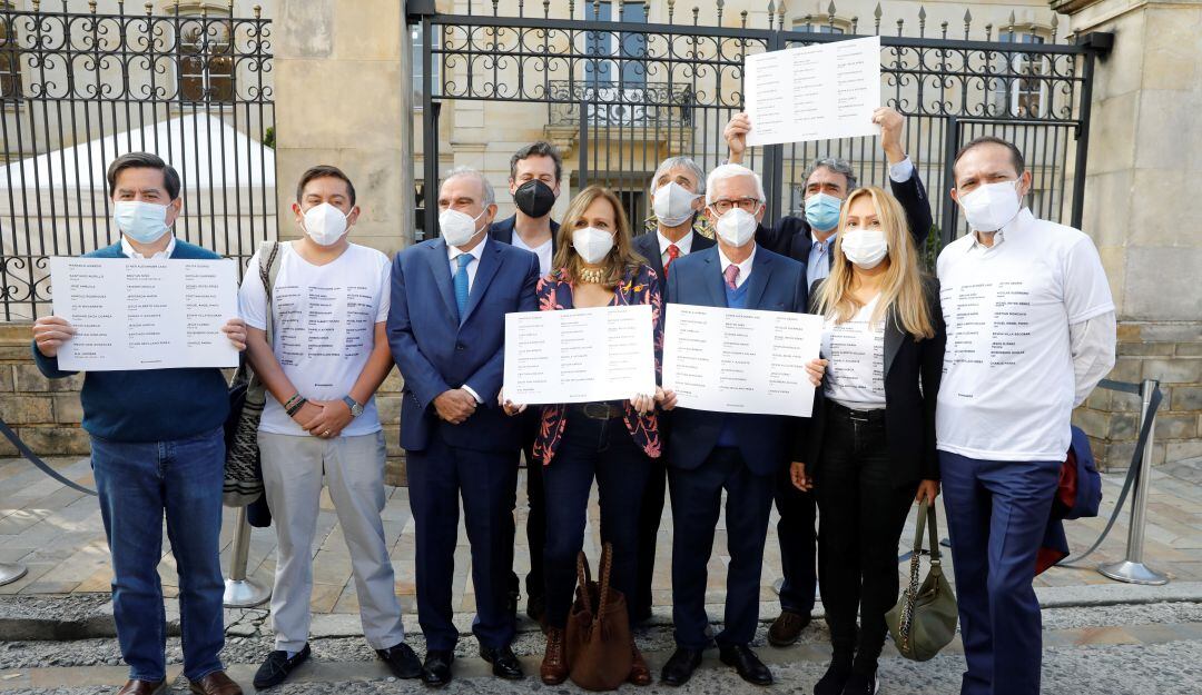 Coalición de la Esperanza se reúne con el presidente Iván Duque.