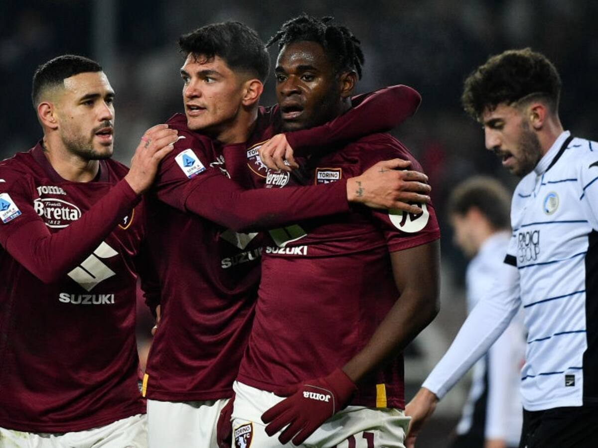 Duván Zapata le aplica la ‘ley del ex’ al Atalanta con un doblete