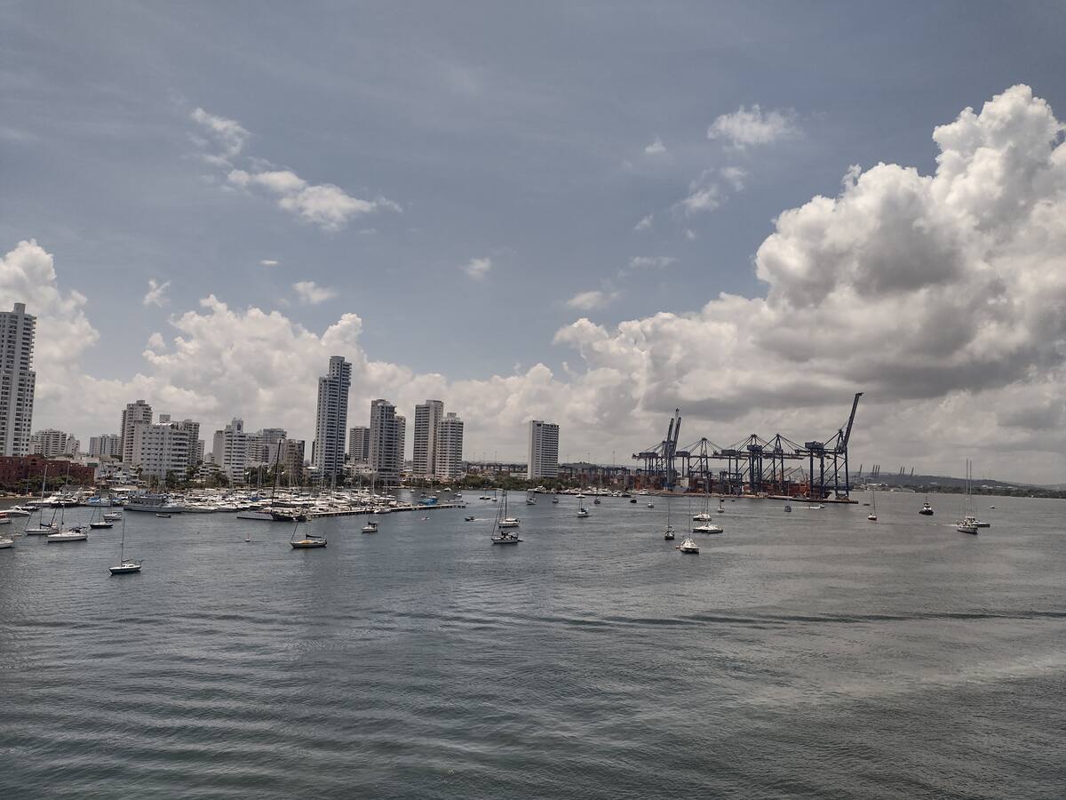 Cardique sancionó a Alcaldía por contaminación a la Bahía de Cartagena