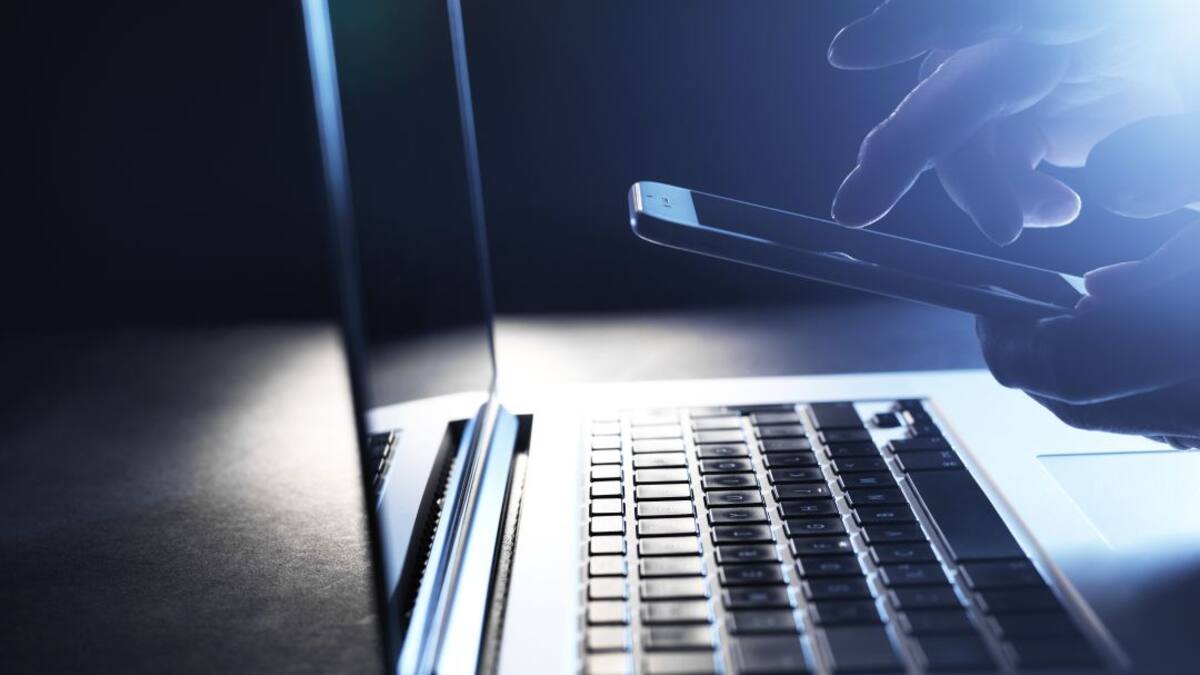 Hombre publica videos sexuales de sus ex novias en internet