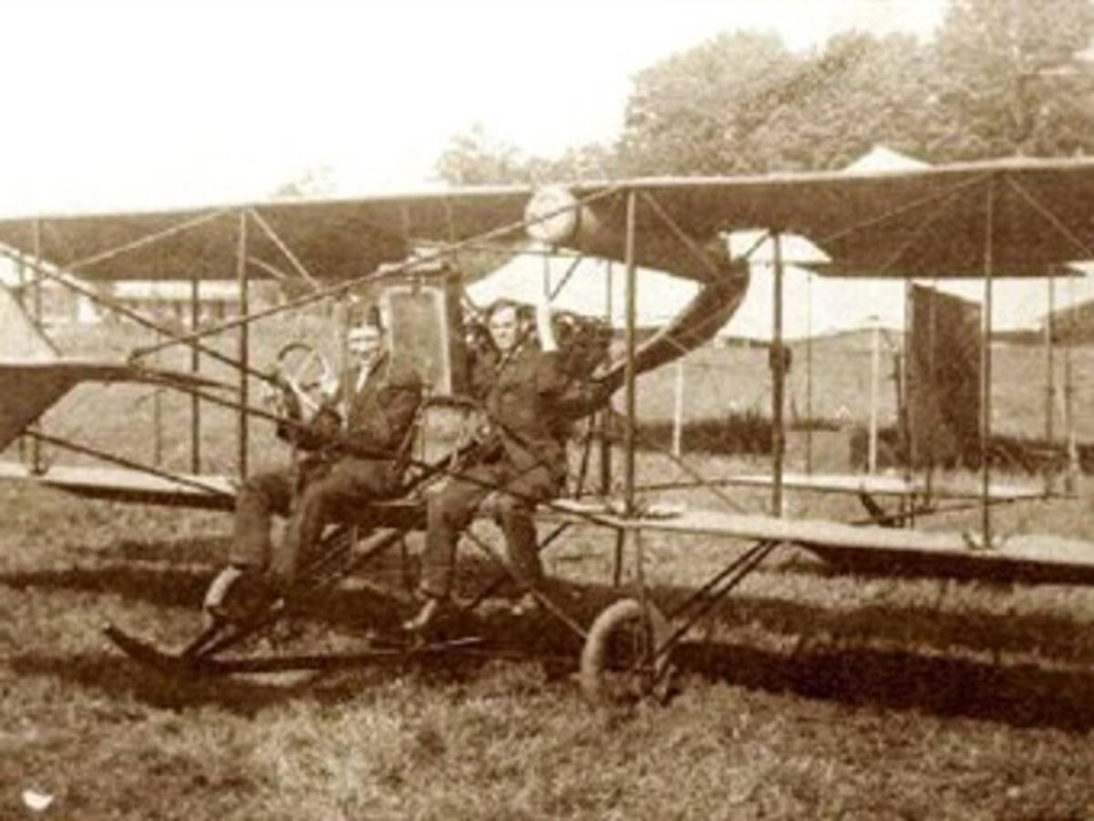 Barranquilla celebra los primeros 100 años de aviación en el país