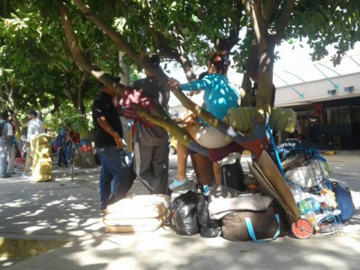 Ya son más de 300 venezolanos en la Terminal de Transportes de Barranquilla