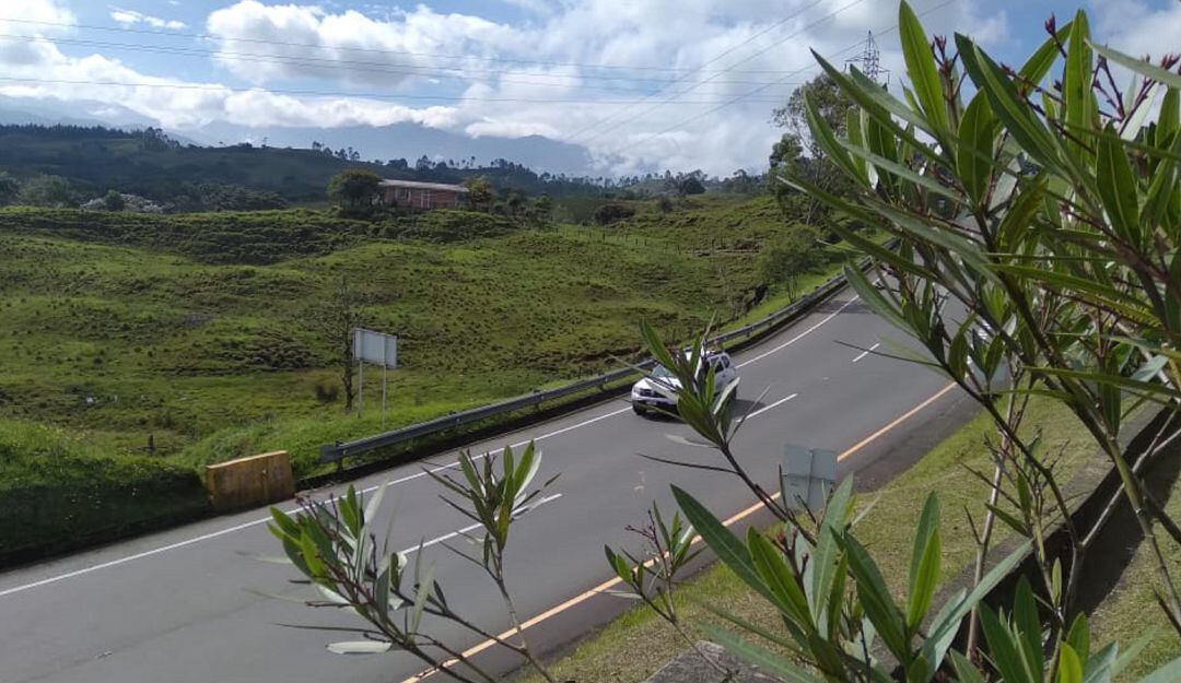 Vía Armenia-Pereira