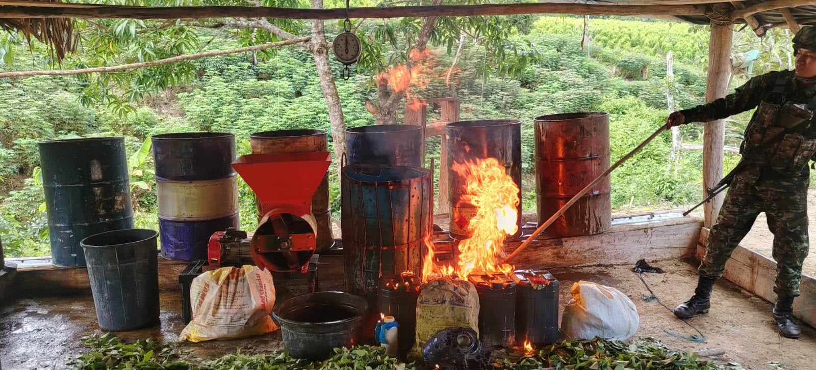 Ejército Nacional ubica y destruye laboratorio para el procesamiento de pasta base de coca en Norosí