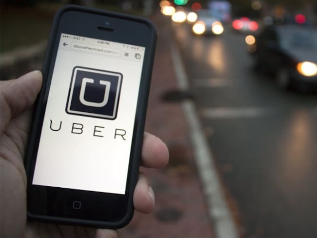 Multa por más de $451 millones a Uber por infringir normas de transporte público