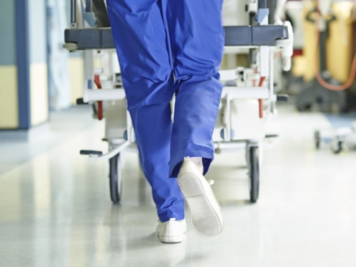 ¿Cómo enfrentar la crisis del sistema de salud? Hablan los asesores de las campañas