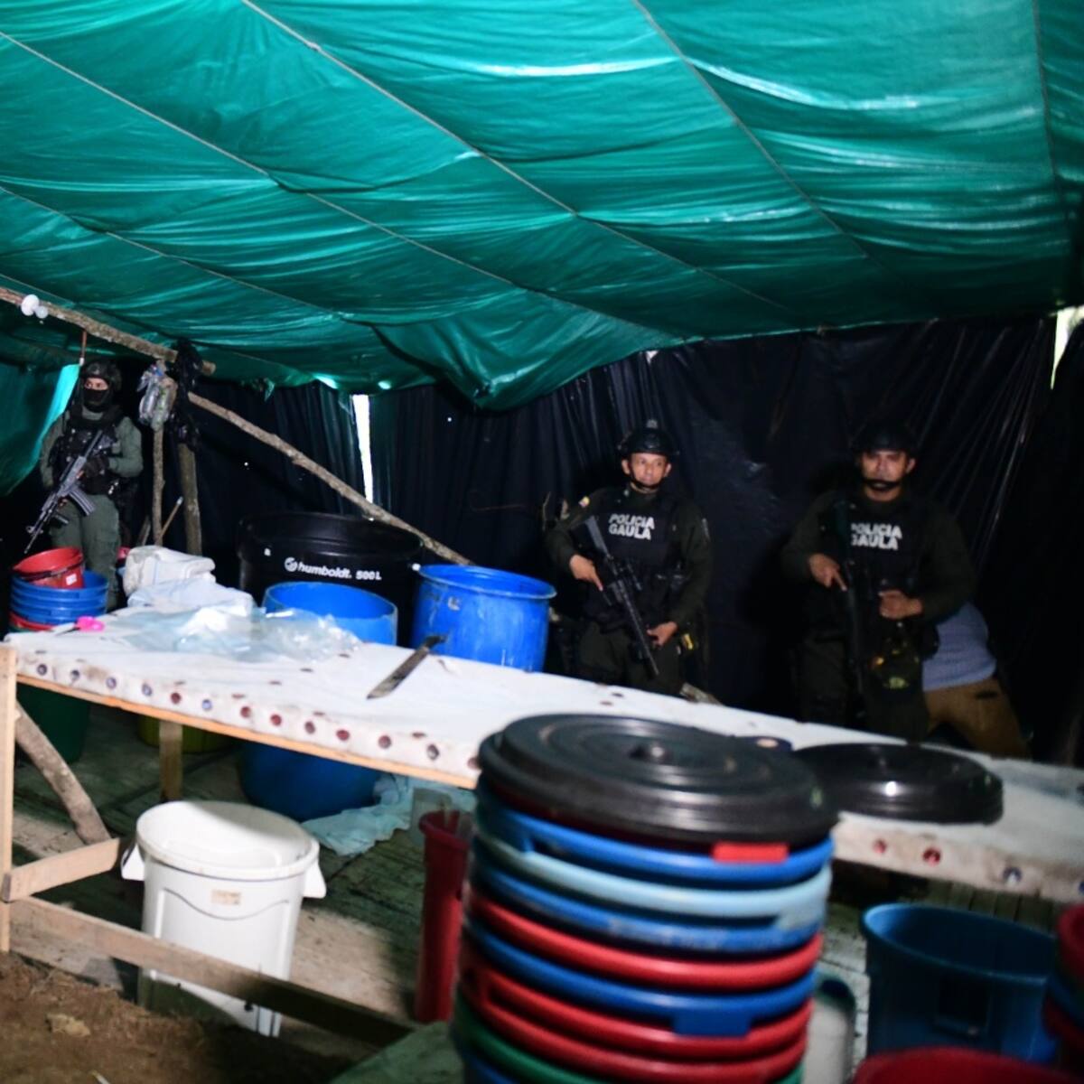 En Altavista desmantelaron un laboratorio de cocaína del grupo ilegal Los Chivos