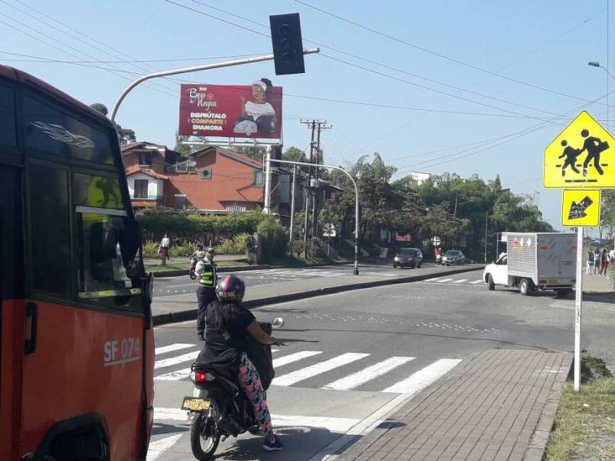 En Dosquebradas hay semáforos que no funcionan hace más de 4 meses