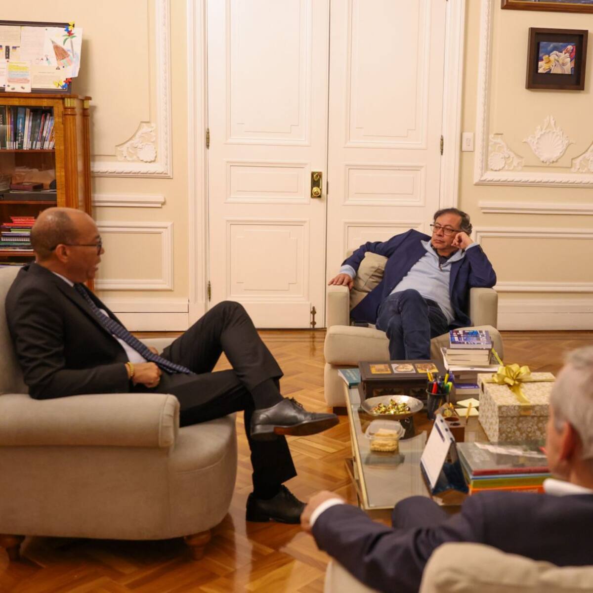 Todo intento de golpe o violencia será respondido por la movilización popular: Petro