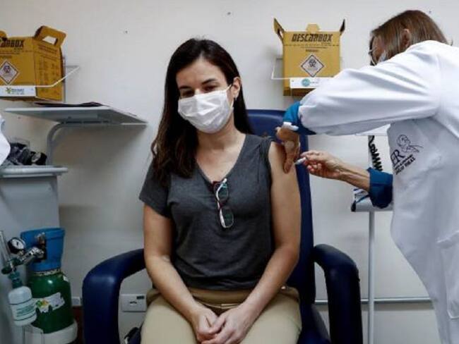 Estudio de J&J dará compuesto original de la vacuna al 50% de los participantes