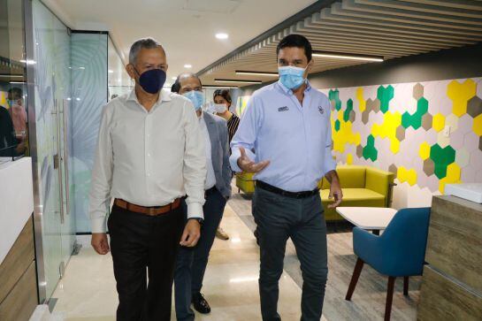 Alcalde de Bucaramanga, Juan Carlos Cárdenas recorre la UIS
