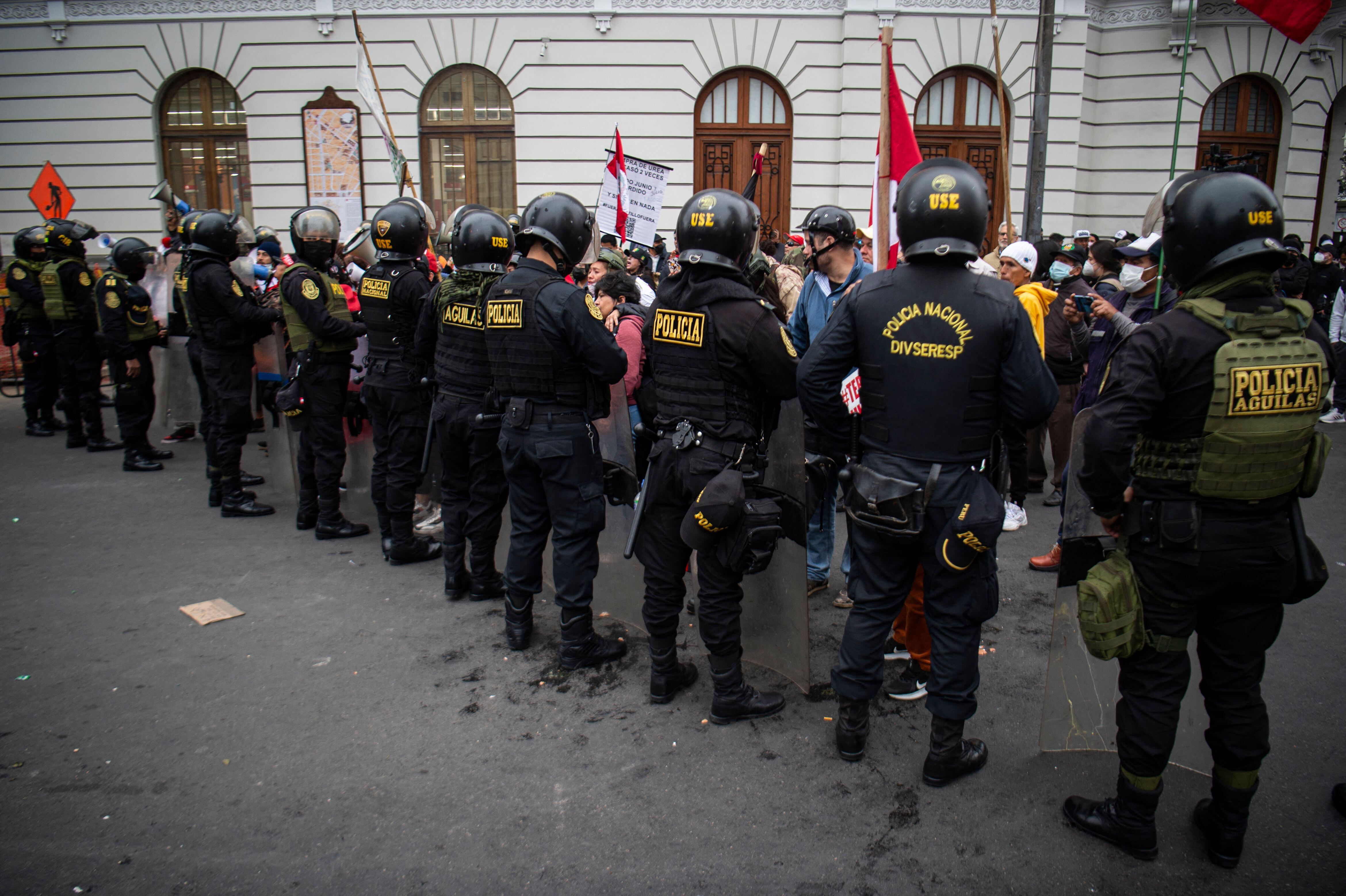 Protestas en Perú en medio de la crisis política.