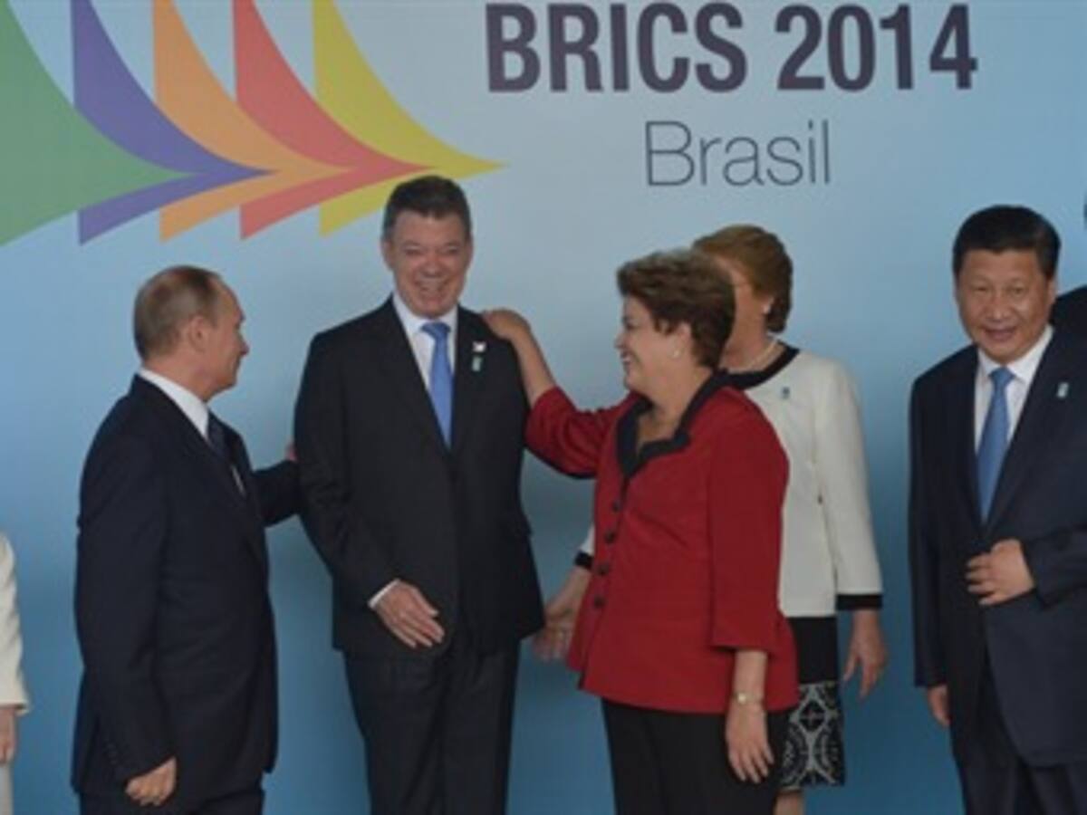 Putin respalda diálogos de paz entre Gobierno y las Farc