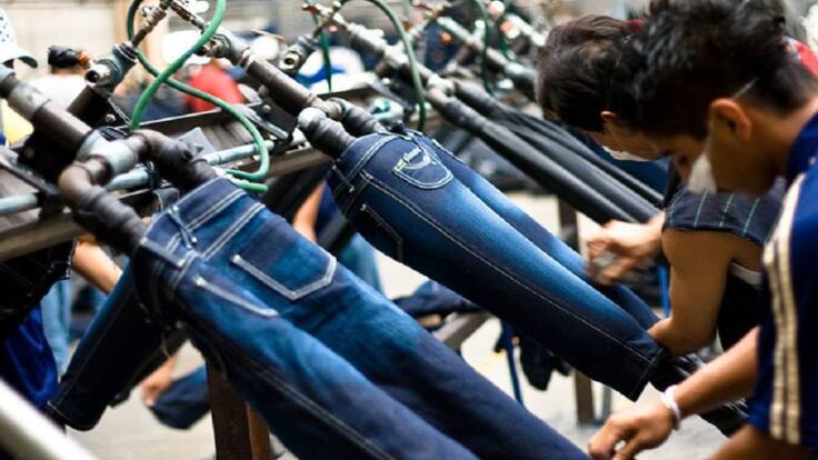 Parálisis en producción manufacturera por bloqueo de vías