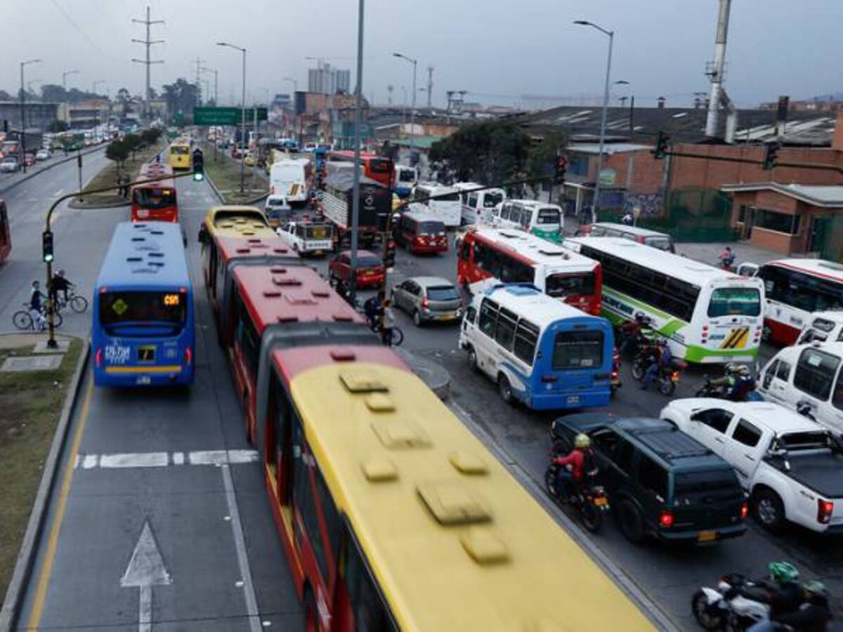 Alcalde de Soacha pide a Transmilenio mejorar el servicio en el municipio