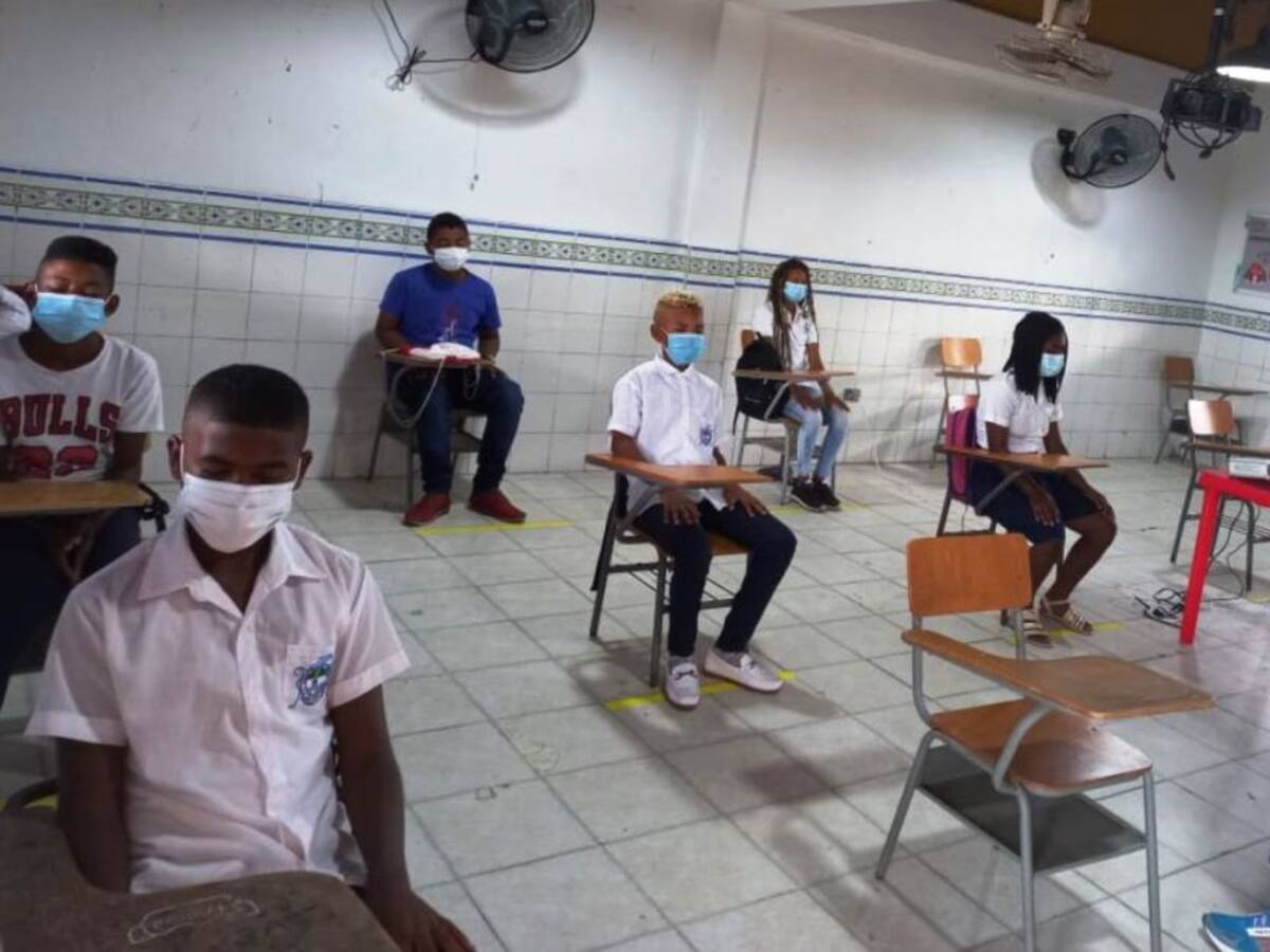 Procuraduría requirió al alcalde Dau para retomar clases presenciales