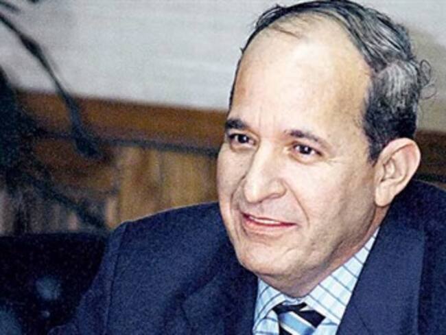 La historia de las extorsiones contra el senador Álvaro Ashton