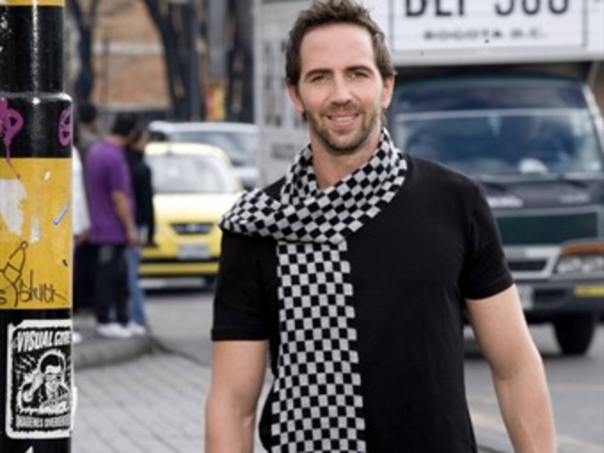 Lucas Arnau dará un pequeño concierto en un vuelo de Bogotá a Miami