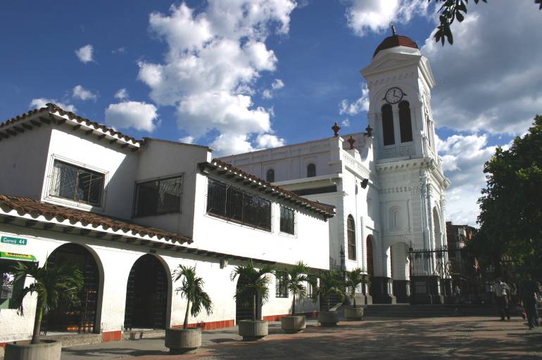 Parque principal del municipio de Sabaneta, Antioquia