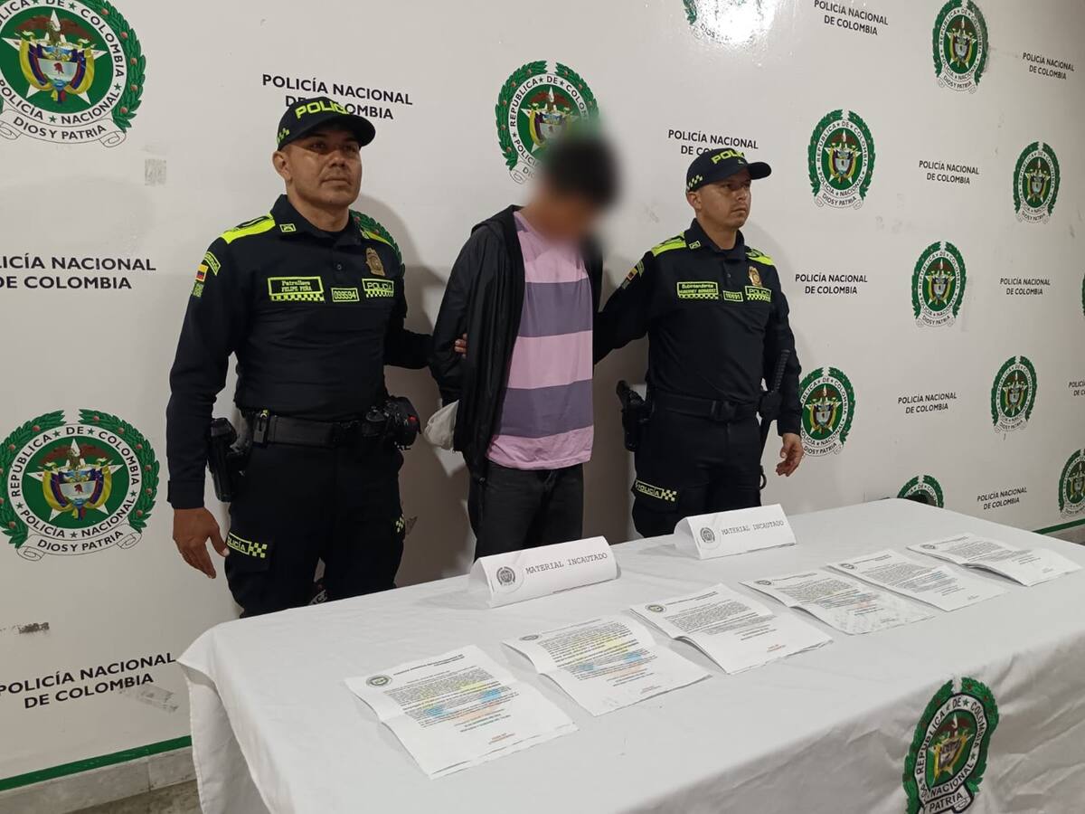 Capturan hombre con panfletos a nombre de las disidencias de las Farc en Ibagué