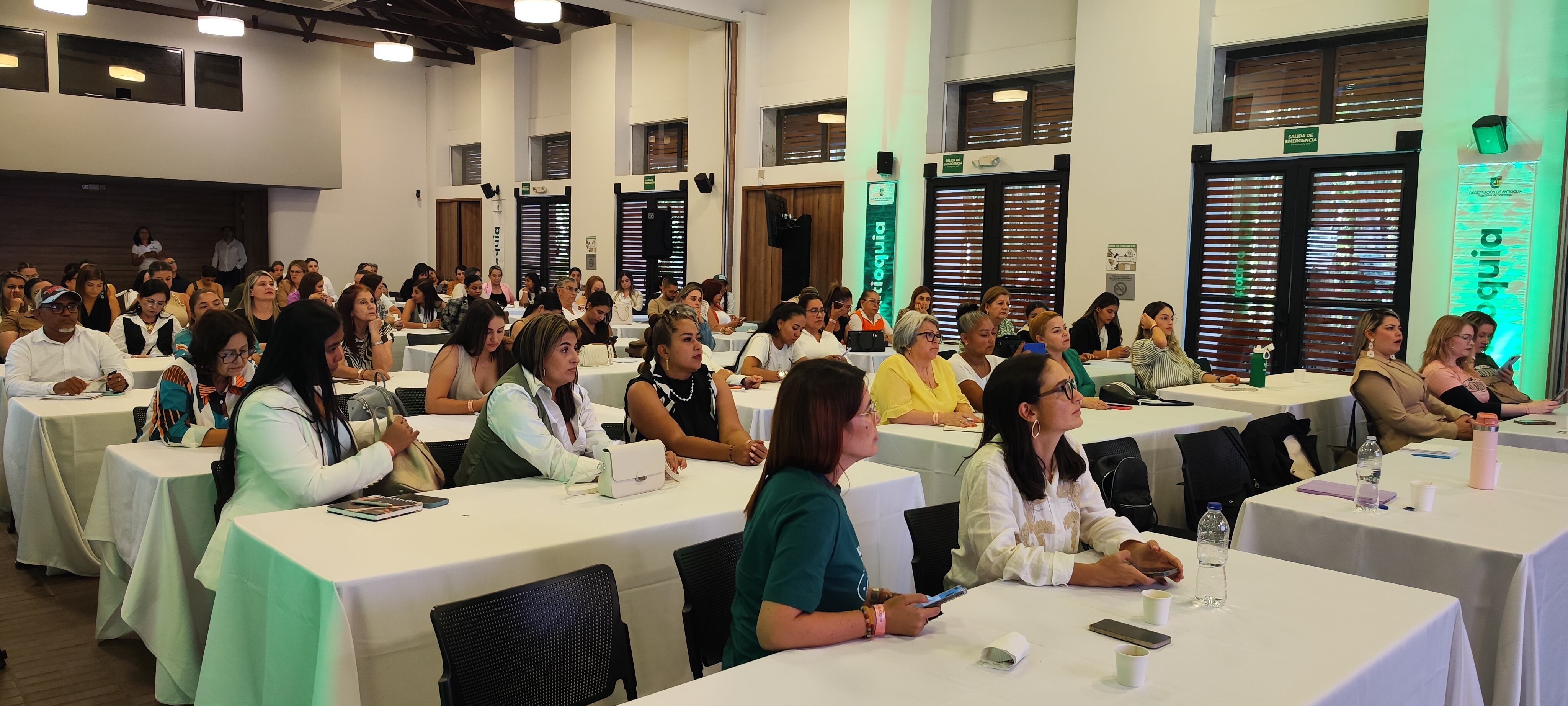 Encuentro de Gestoras Sociales de Antioquia- foto Caracol Radio