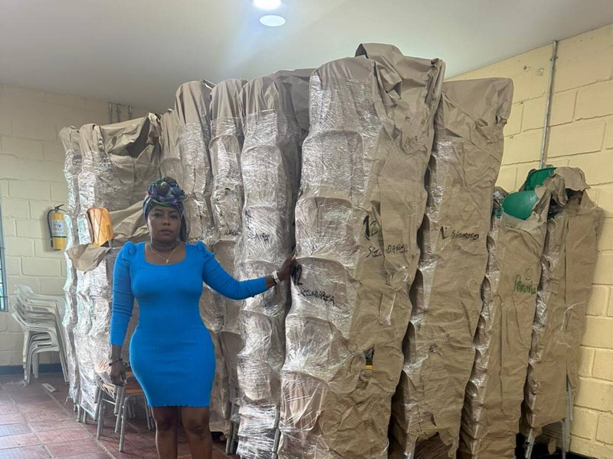 En Pasacaballos destacan aportes empresariales a proyectos educativos