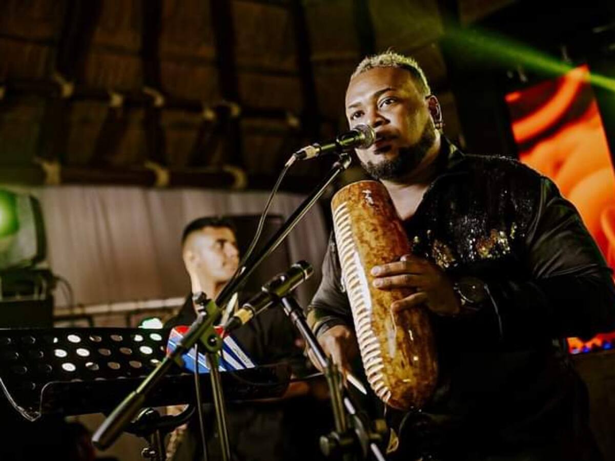 Cantante del grupo Charanga Joven, en estado crítico tras sufrir accidente