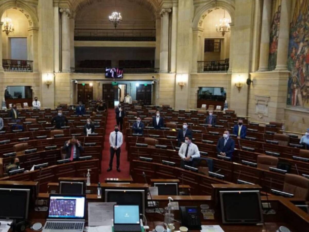 Economistas afirman que ley de borrón y cuenta nueva dinamizará las ventas